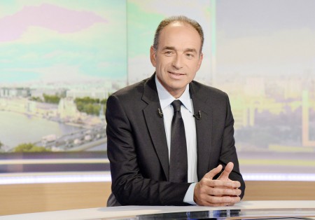 人民运动联盟主席科贝（Jean-François Copé）由于假发票丑闻于5月27日宣布辞职。科贝当晚在法国电视第一台接受采访。（AFP/Getty Imag