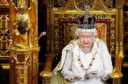 6月4日伦敦，英女王宣布联合政府2015年施政计划，这是女王第63次为新一届议会开幕。（Getty Images）