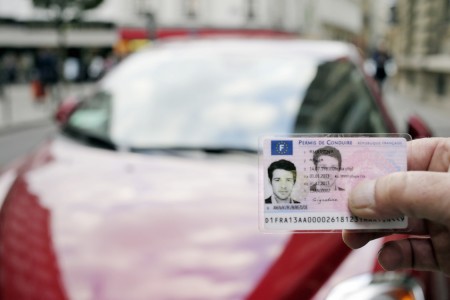 法国智能芯片卡驾照（AFP/Getty Images）