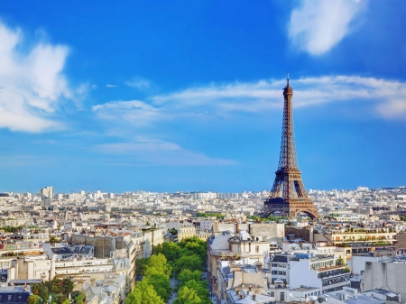 埃菲尔铁塔是为1889年巴黎世博会建造的，最后被保存了下来。（123rf）