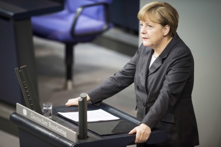 1月15日早上，德国总理默克尔对巴黎恐怖袭击事件发表了政府声明。（AFP/Getty Images）