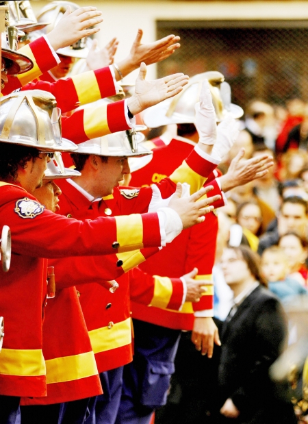 加的斯狂欢节(carnival of Cadiz)场景 (AFP/Getty Images)