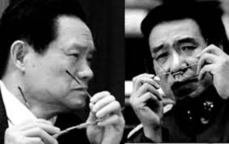 前政法委书记周永康（左）和前军委副主席徐才厚（右）都被爆出极其淫邪。（网络图片）