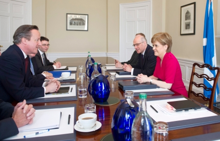 卡梅伦会见苏格兰首席部长。（Getty Images)
