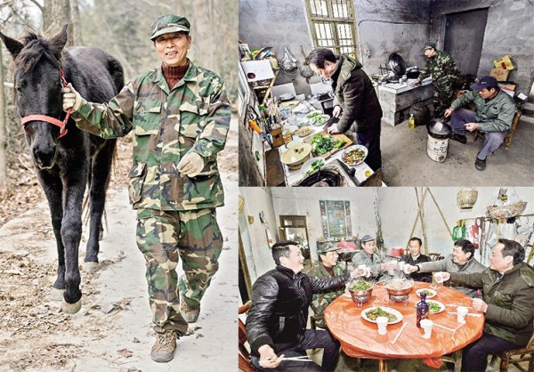 左图：谌鄂湘在山中放马。右上图：几名老友在山中小屋做饭。右下图：老友们在山中小屋吃饭。（网络图片）