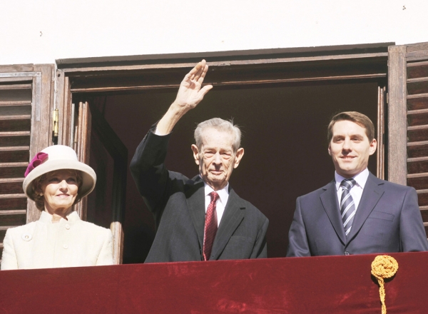 玛格丽特公主（左）、米哈伊一世（中）和尼古拉王子（右）（AFP/Getty Images）