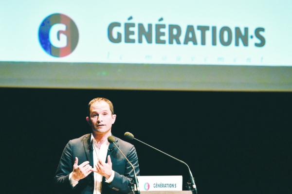 12月2日，阿蒙在由他发起的最新政治组织“世代”（Générations）大会上讲话。(AFP/Getty Images)