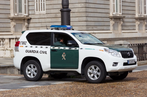 西班牙国民卫队Guardia Civil在巡逻。(123RF) 