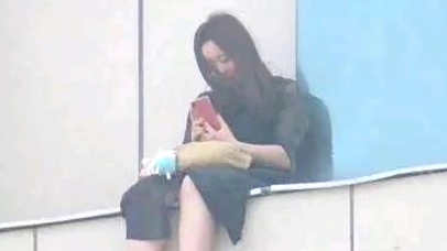 跳楼前的19岁甘肃女生李依依 跳楼前的19岁甘肃女生李依依