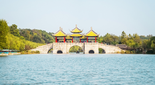 扬州瘦西湖五亭桥(123RF) 扬州瘦西湖五亭桥(123RF)
