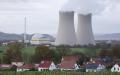 2021年11月8日，德国格罗恩德核电站的冷却塔冒出蒸汽。（Sean Gallup/Getty Images）