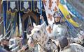在法国Puy du Fou（普德赋）主题公园，一位扮演圣女贞德（Jeanne d'Arc）的女演员（JEAN-SEBASTIEN EVRARD/AFP via Getty Images）