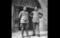 1938张国焘和毛泽东在延安。（图片来源：公有领域）