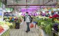 2022年12月1日，广东省一家超市中百姓在购物。（CNS/AFP via Getty Images）