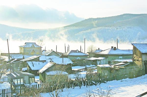 贝加尔湖畔利斯特维扬卡小镇，深受中国游客和房地产投资者的欢迎。(AFP/Getty Images)