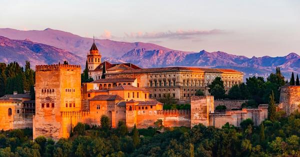 西班牙查理五世宫( Palacio de Carlos V) (Pixabay)