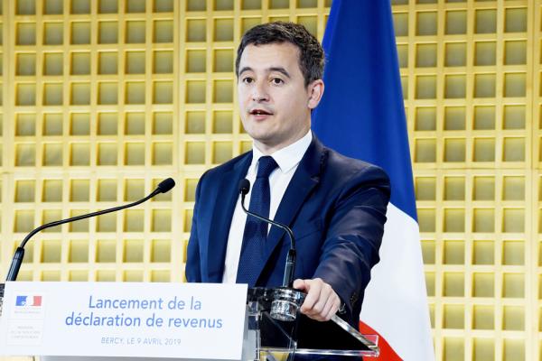 4月9日，法国公共账务部长达尔马宁举行了2019年个人所得税申报新闻发布会。(AFP/Getty Images)