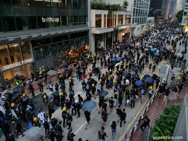 9月8日，呼吁美国落实《香港人权民主法案》的“香港人权与民主祈祷会”。