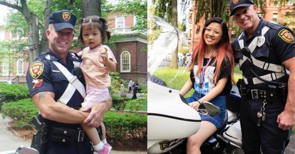 克丽丝特与哈佛大学警察马文的两次合照（Instagram)