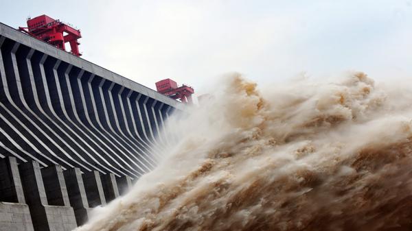 三峡大坝（STR/AFP/Getty Images) 
