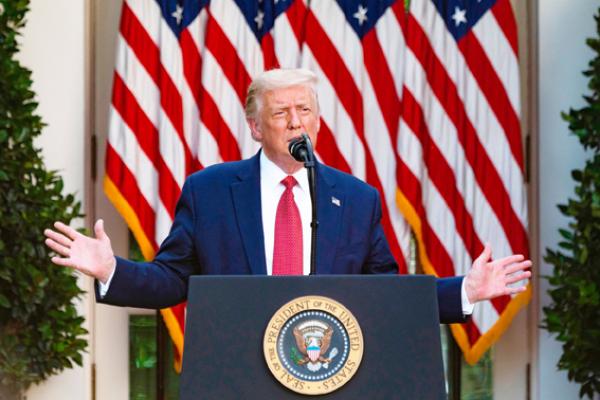 美国总统川普7月14日在白宫玫瑰园发表演讲。（Getty Images）