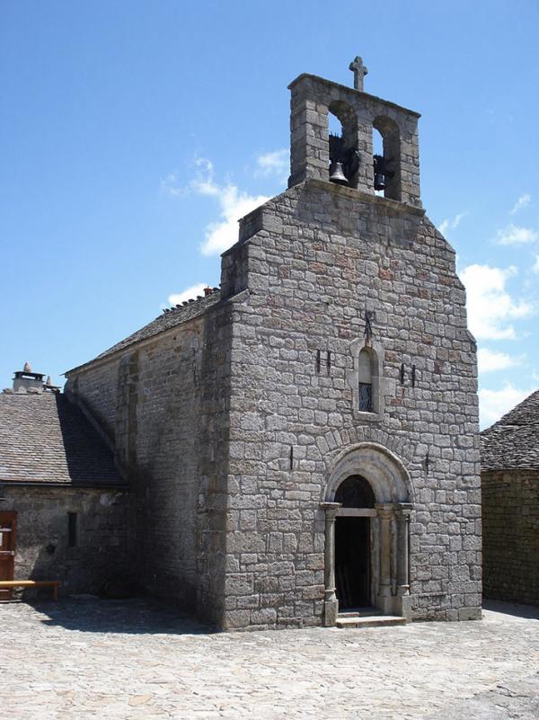 圣-米歇尔教堂的钟墙（Havang(nl)/Wikipedia/CC0）