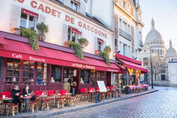 法国总统马克龙希望能够从5月中旬开始，逐步重开餐饮、文化等场所。（123RF）