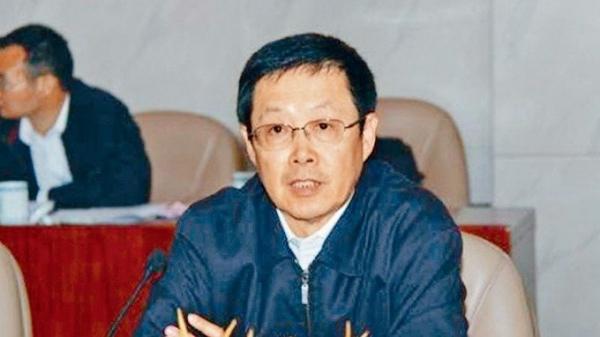 中共中纪委4月12日晚发布通报称，将中共中央巡视组原副组长董宏开除党籍。