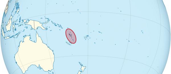 瓦努阿图共和国在地球仪中的位置（圈红处），左下侧的大陆为澳洲。（TUBS/Wikipedia/C BY-SA 3.0）
