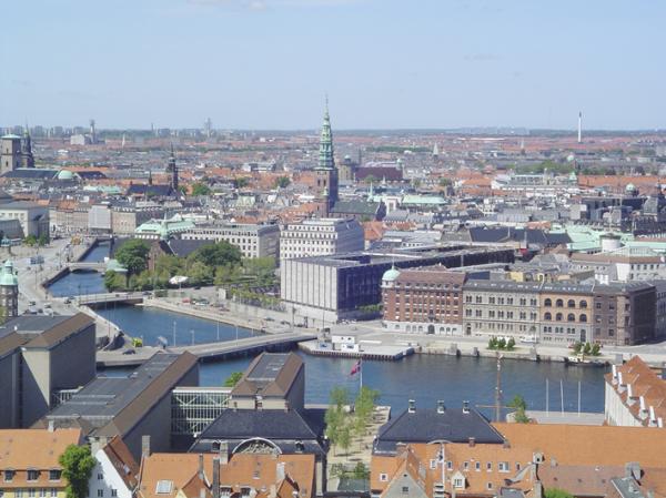 丹麦哥本哈根（维基百科/公有领域）