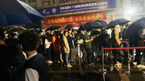 疫情中杭州4月28日开始展开“常态化核酸检测工作”。