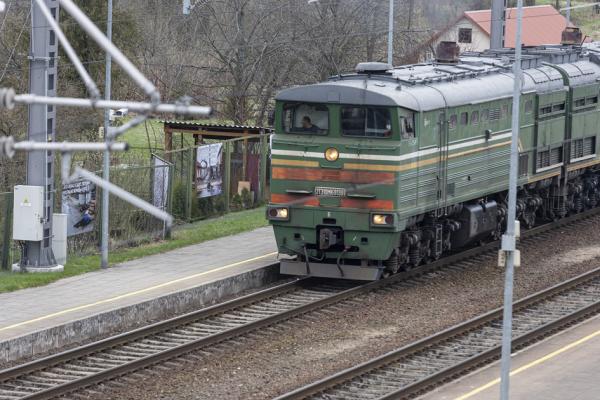 2022年4月26日，立陶宛卡尔韦莱艾，从莫斯科到加里宁格勒的火车过境此地。（Paulius Peleckis/Getty Images）
