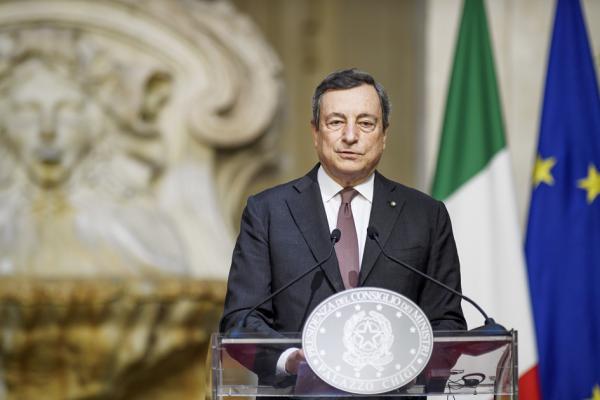 意大利总理德拉吉二次递出辞呈，获得批准。（Antonio Masiello/Getty Images）