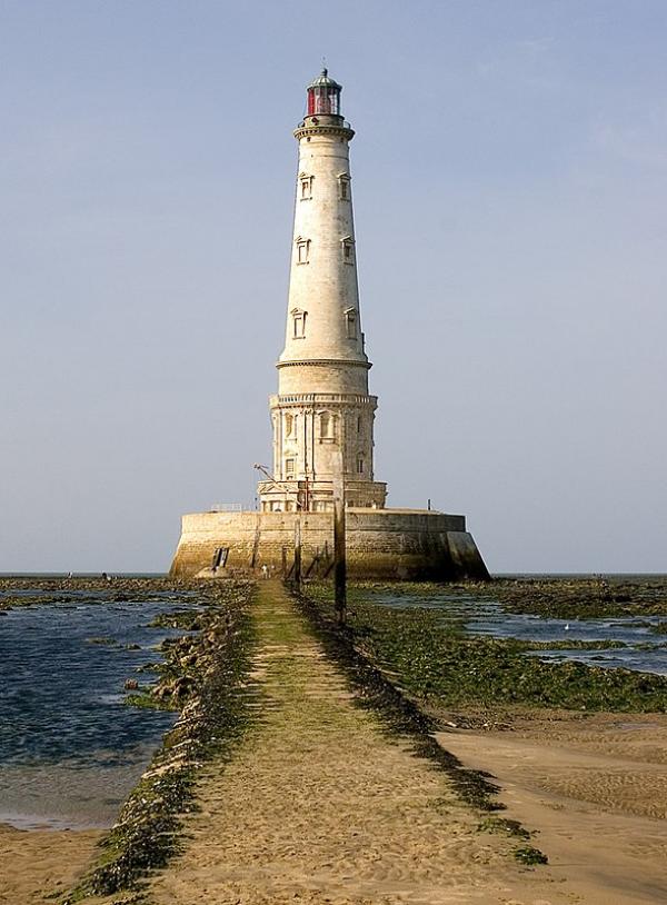 法国著名的科尔杜昂灯塔（Le Phare de Cordouan ）（图片来源：维基百科）