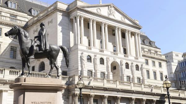 为抑制通货膨胀给物价降温，英国中央银行英格兰银行22日已将利率从1.75%提高到2.25%，为近14年以来的最高水平。（Leon Neal/Getty Images）