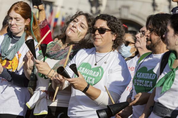 马德里罢工的医护人员（Aldara Zarraoa/Getty Images）