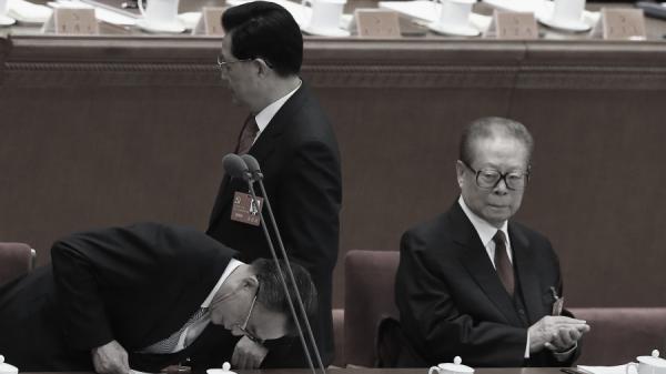 胡锦涛在位时，江泽民大肆干政。（图片来源：Feng Li/Getty Images）