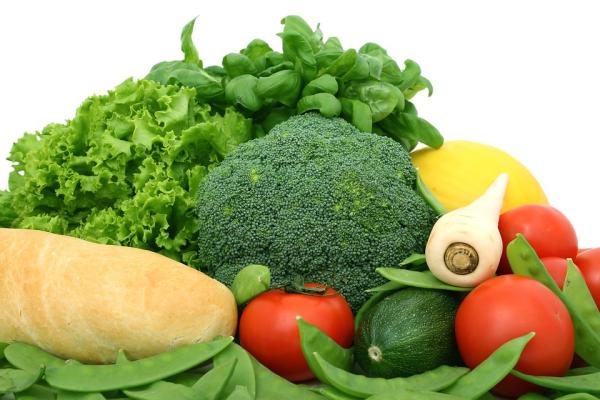 包含菠菜、芥菜、青江菜、花椰菜、羽衣甘蓝皆富含大脑所需的营养素。（图片来源：Pixabay）