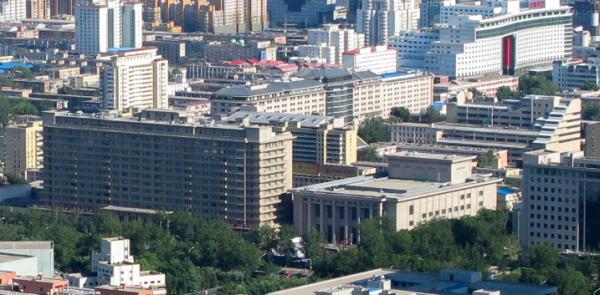 北京京西宾馆（2010年）。 （图片来源: 维基百科） 