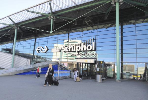 荷兰阿姆斯特丹史基浦机场（Amin/Wikipedia/CC BY-SA 4.0） 