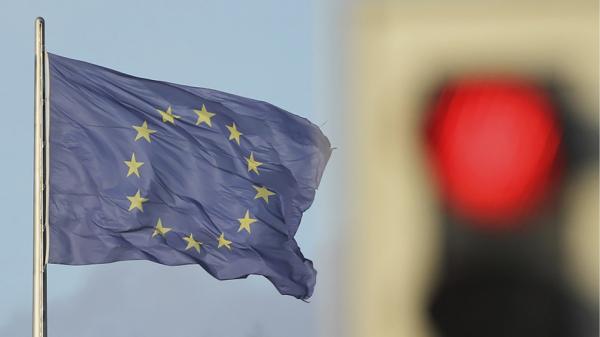 欧盟委员会制定了新的相关职员指南，禁止官方公文复制粘贴AI生成的内容。（Sean Gallup/Getty Images）