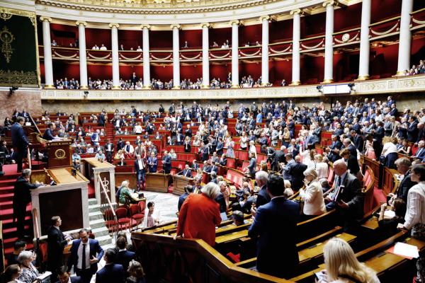 2023年6月7日，法国国民议会对国家军费计划进行投票。（LUDOVIC MARIN/AFP via Getty Images）