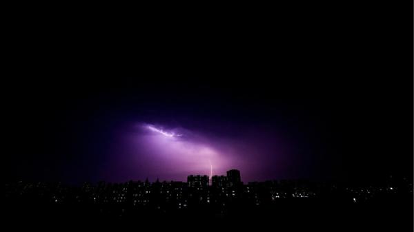 乌云中的雷电      （图片来源:Getty Images）