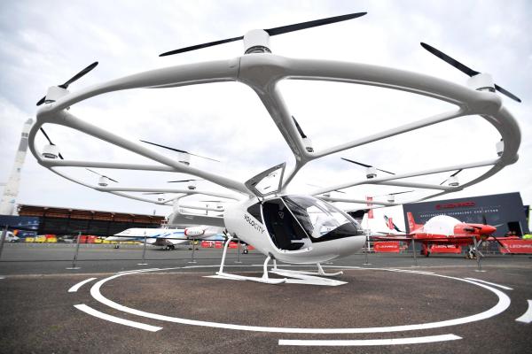 或将在2024年奥运会投入试行的空中出租Volocity(JULIEN DE ROSA/AFP via Getty Images)