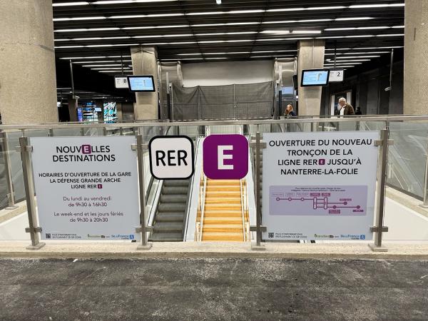 RER E快线延伸段上的拉德芳斯（La Défense Grande Arche）车站从今年5月6日开始投入使用。（摄影：彭晓莹/看中国））