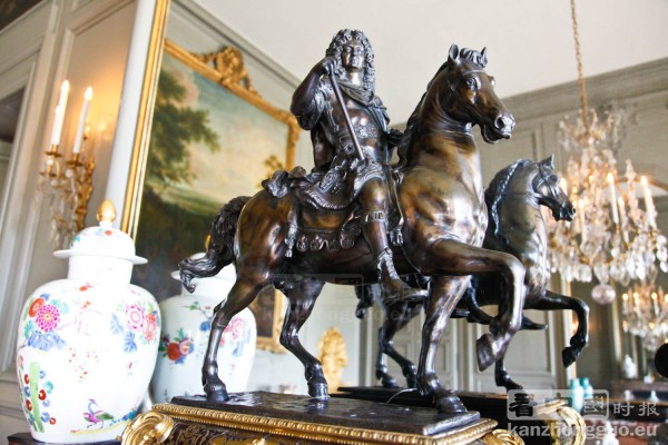 游览香舒芒城堡 (Chateau de Champs-sur-Marne) 