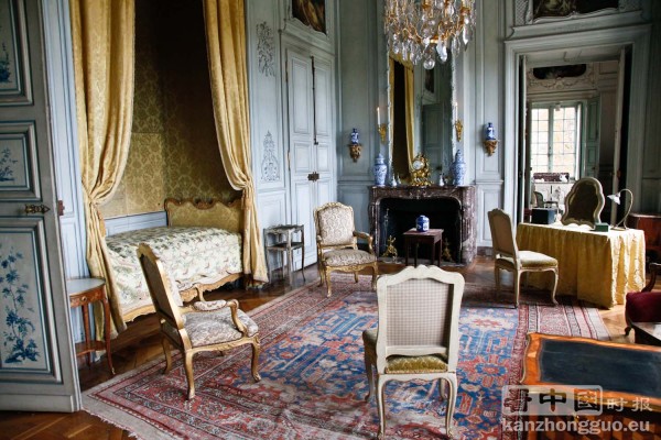 游览香舒芒城堡 (Chateau de Champs-sur-Marne) 