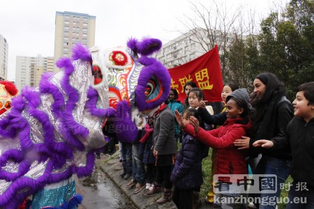 中法联盟在巴尼奥雷市组织的中国新年马年庆祝活动现场。(摄影:林莲怡/看中国) 中法联盟在巴尼奥雷市组织的中国新年马年庆祝活动现场。(摄影:林莲怡/看中国)