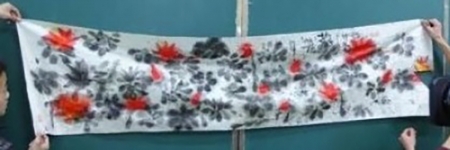 韩晓明以舌代笔在一小时内完成的《荷塘月色》。（网络图片）