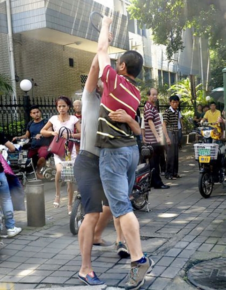 抱上了（网络图片）